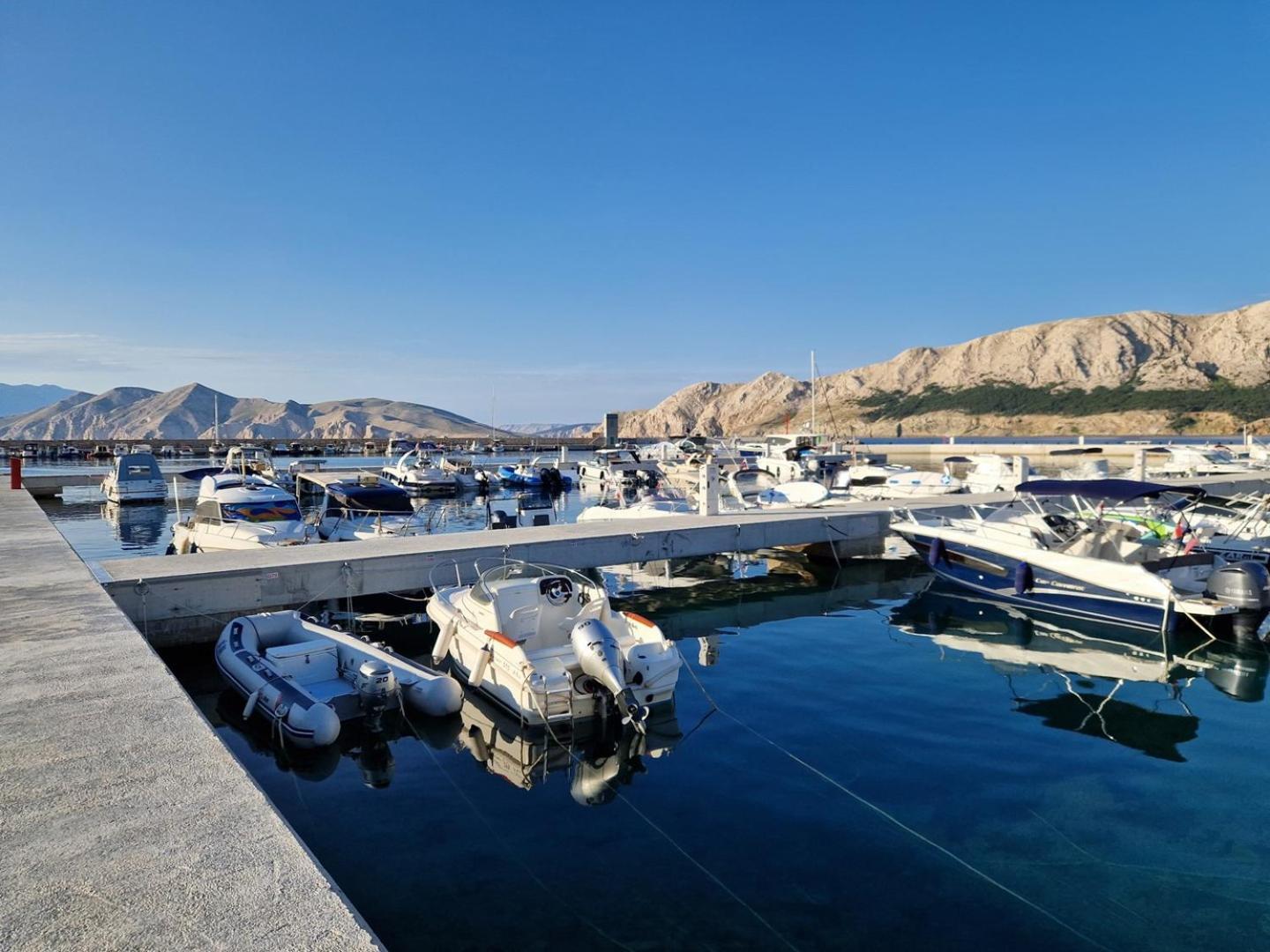 Apartments Karamarko Baška Εξωτερικό φωτογραφία