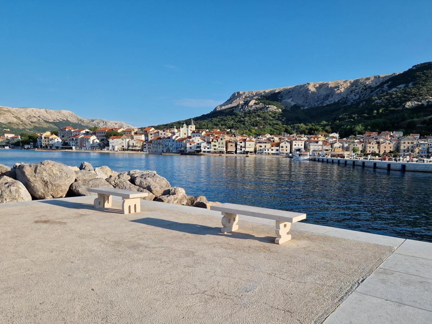 Apartments Karamarko Baška Εξωτερικό φωτογραφία